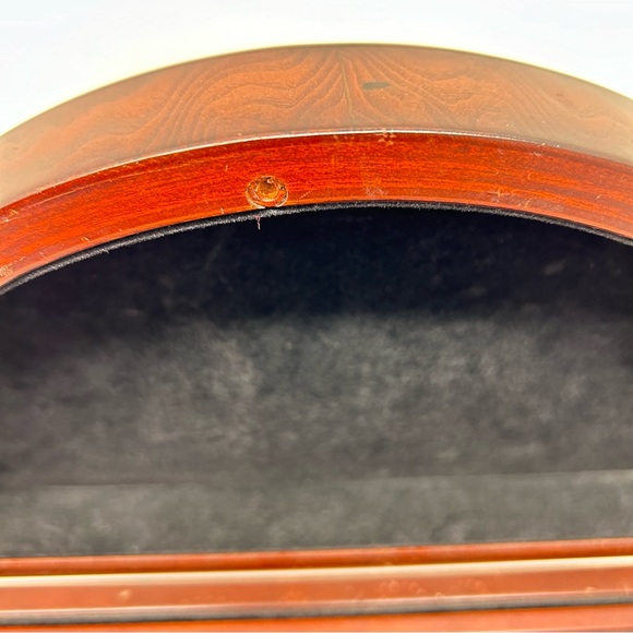 Vintage Bombay CompanyJewelry Box Half Circle Wooden Brown With Tray Key - Picture 10 of 16